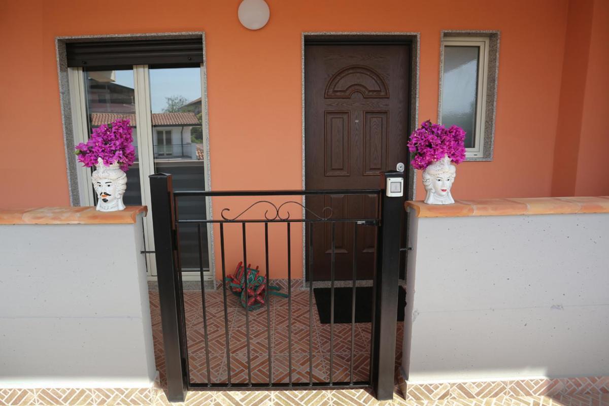 Naxos Sicilian Luxury Apartment Giardini Naxos Bagian luar foto