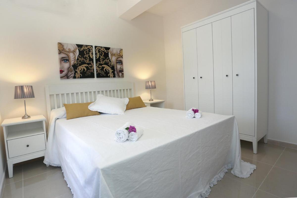Naxos Sicilian Luxury Apartment Giardini Naxos Bagian luar foto